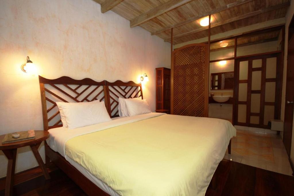 Sala Prabang Hotel Луанг Прабанг Екстериор снимка