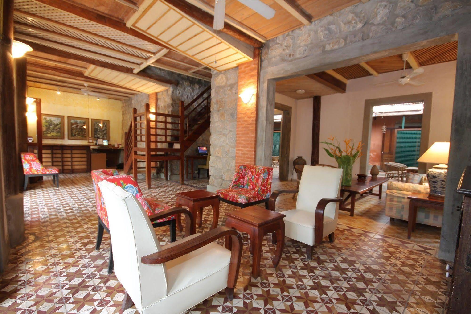 Sala Prabang Hotel Луанг Прабанг Екстериор снимка