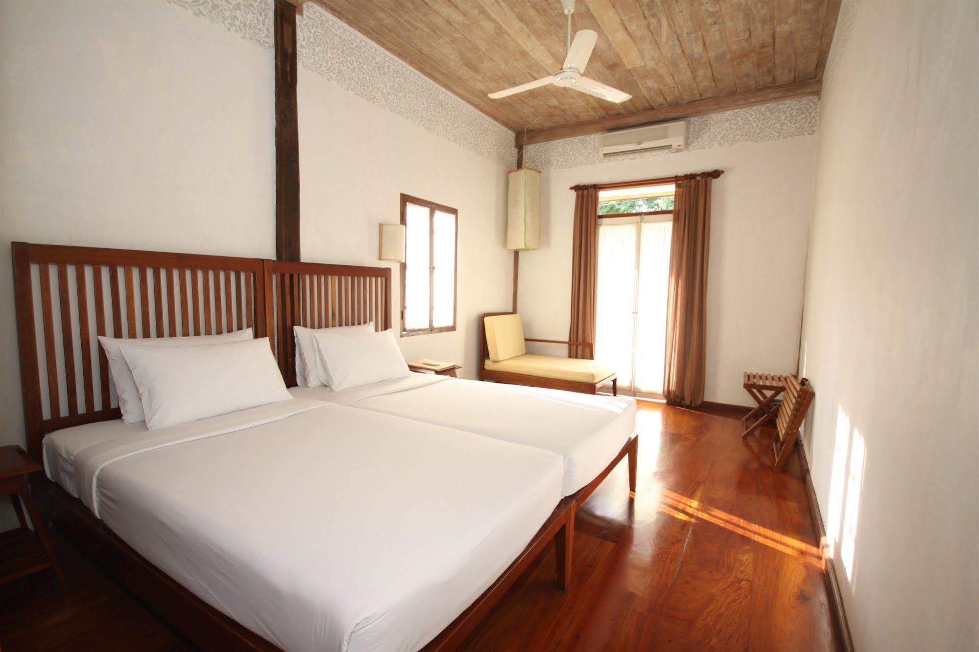 Sala Prabang Hotel Луанг Прабанг Екстериор снимка