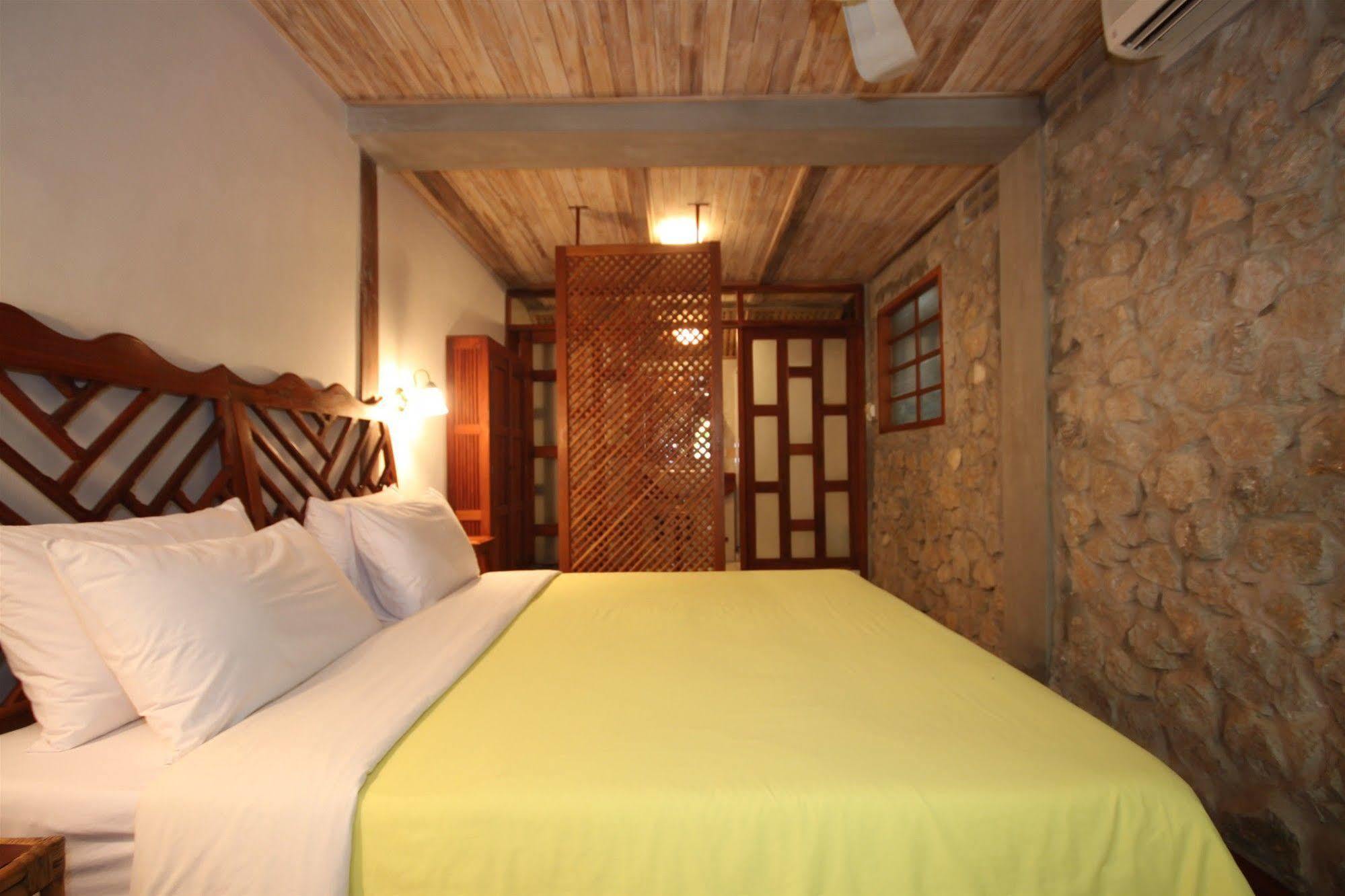 Sala Prabang Hotel Луанг Прабанг Екстериор снимка